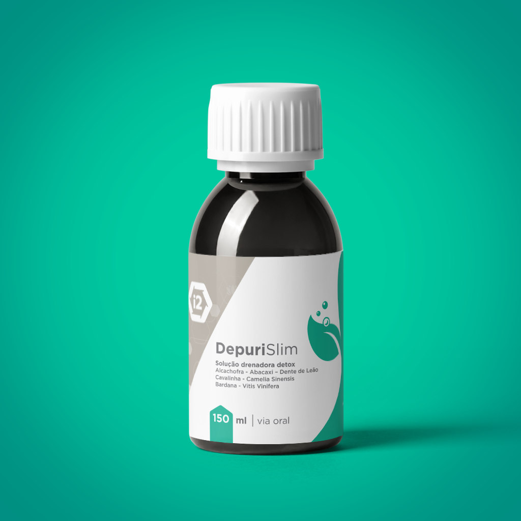 Frasco de DepuriSlim é um suplemento alimentar com plantas e vitaminas que contribuem para o metabolismo normal do ferro e proteínas, para o metabolismo energético, manuntenção de vasos sanguíneos e eliminação de fluidos tóxicos no organismo